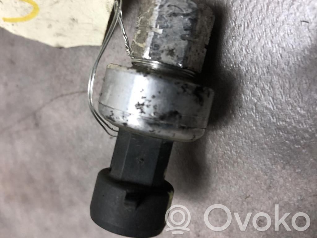 Sensor