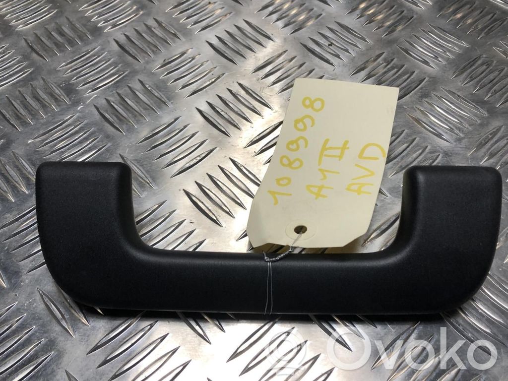 Un juego de manijas para el techo.   80A8576074PK,80A8576074PK
