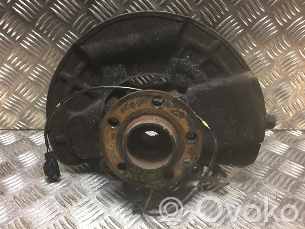 Achsschenkel vorne   30760561,30760561