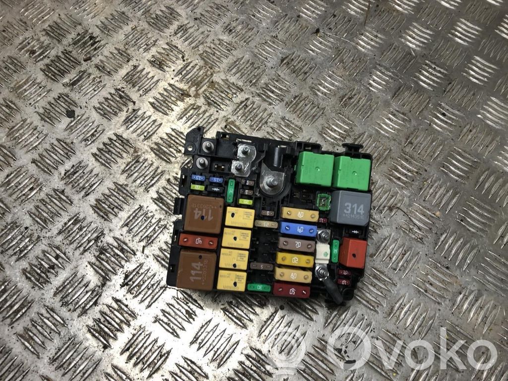 Opel Corsa F Fuse box set 