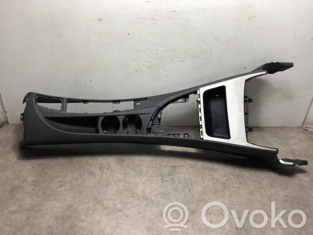 BMW 1 E81 E87 Center console 