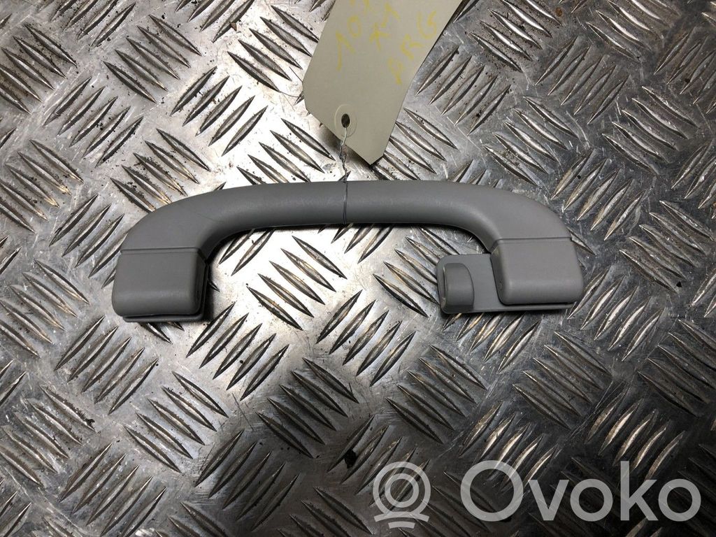 BMW X1 E84 A set of handles for the ceiling 