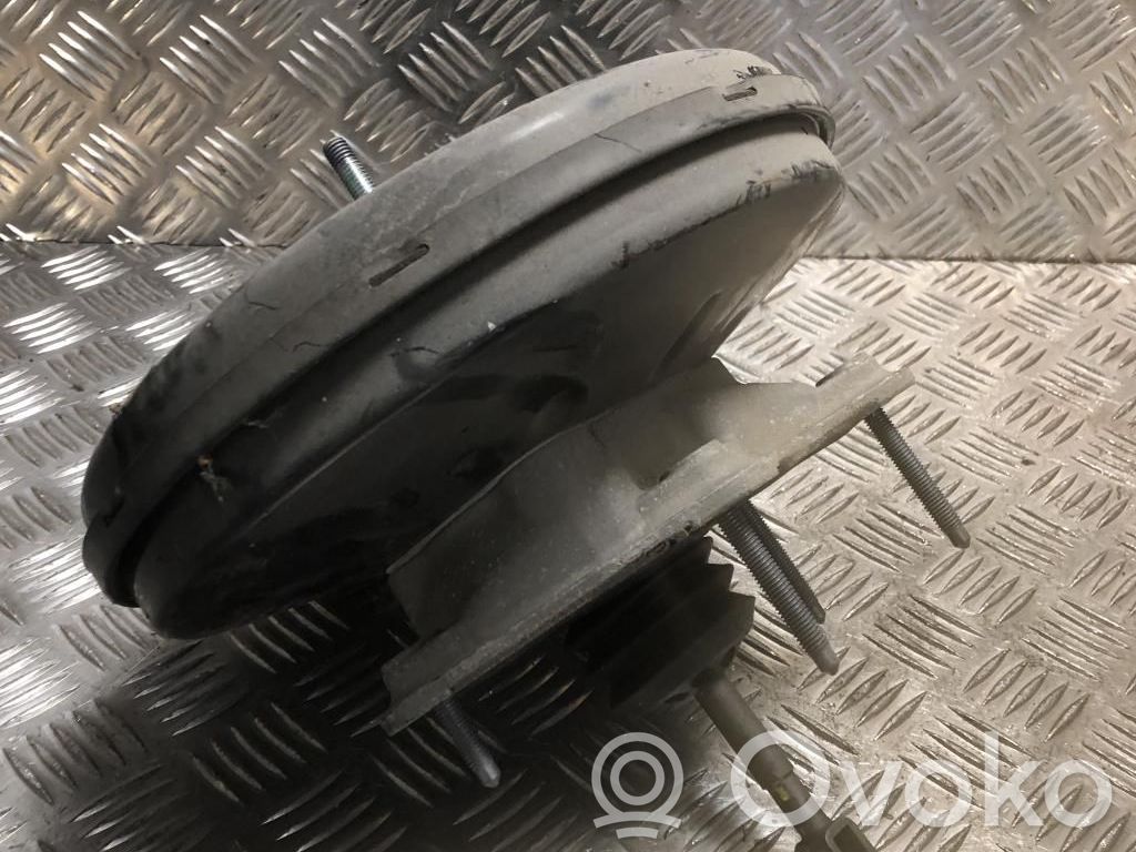 Renault Captur Brake booster 