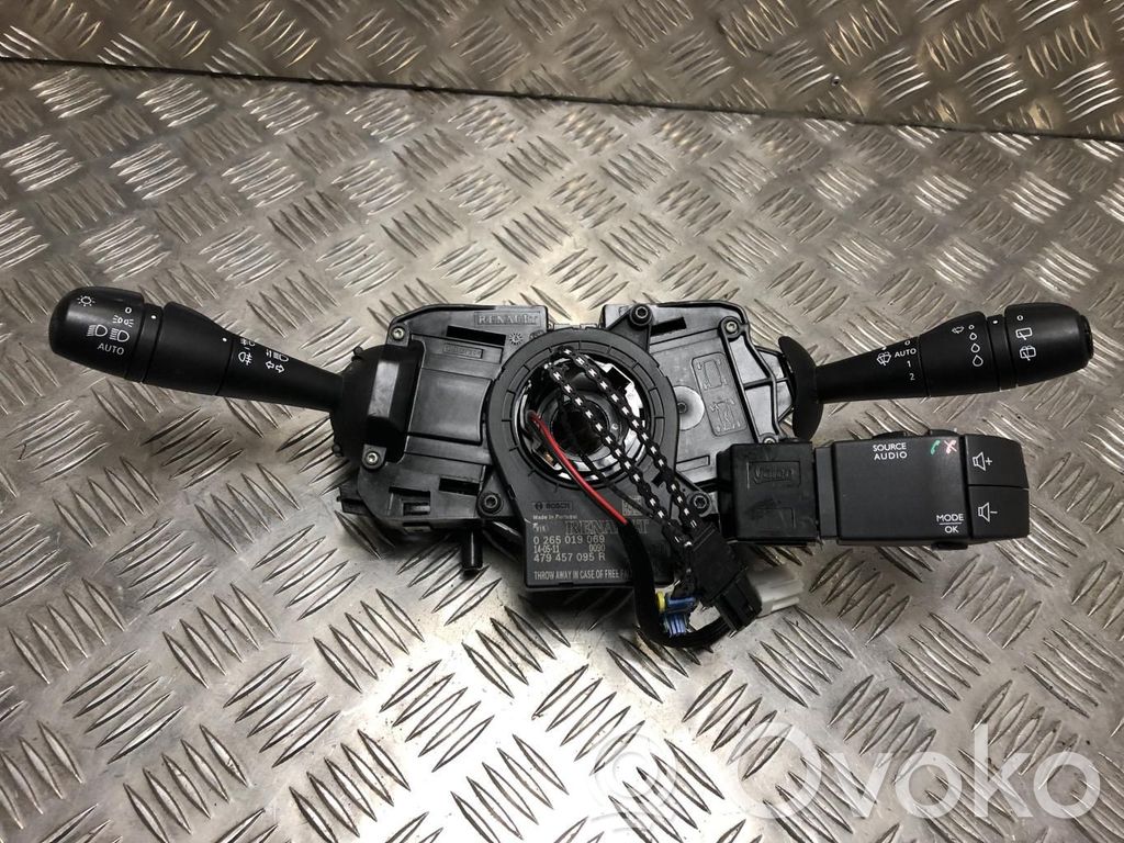 Renault Clio IV Boutons / interrupteurs volant 