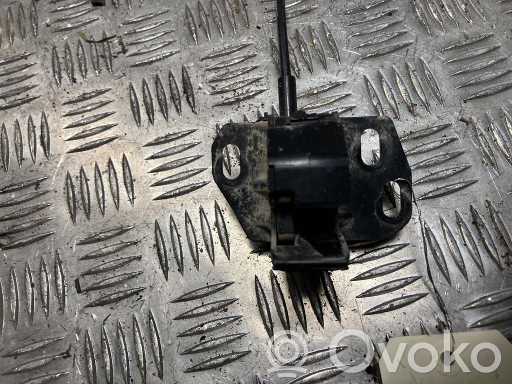 Tailgate/trunk/boot lock/catch/latch