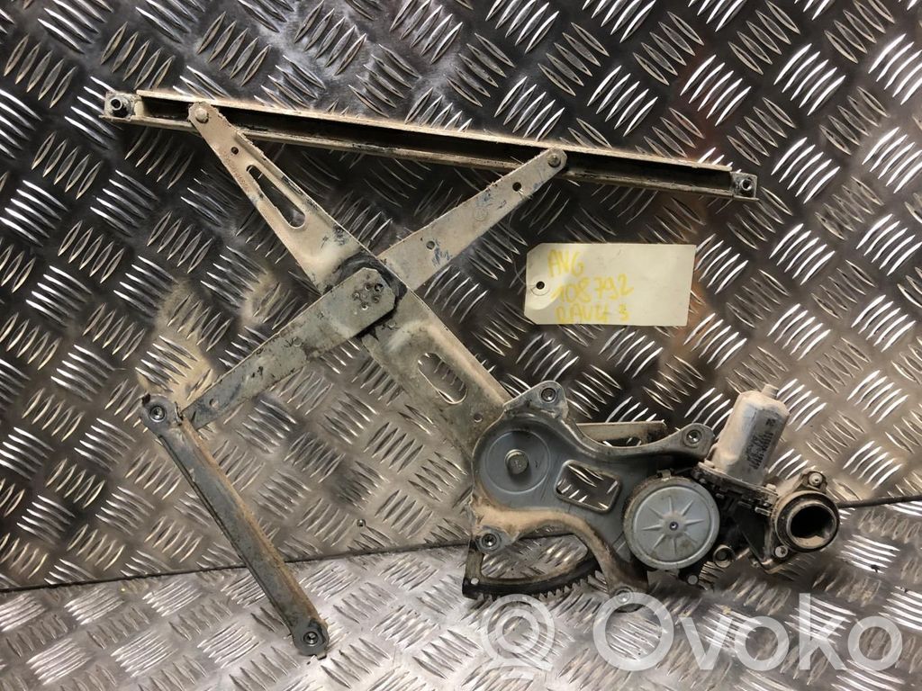 Toyota RAV 4 (XA30) Macara geam față fără motor