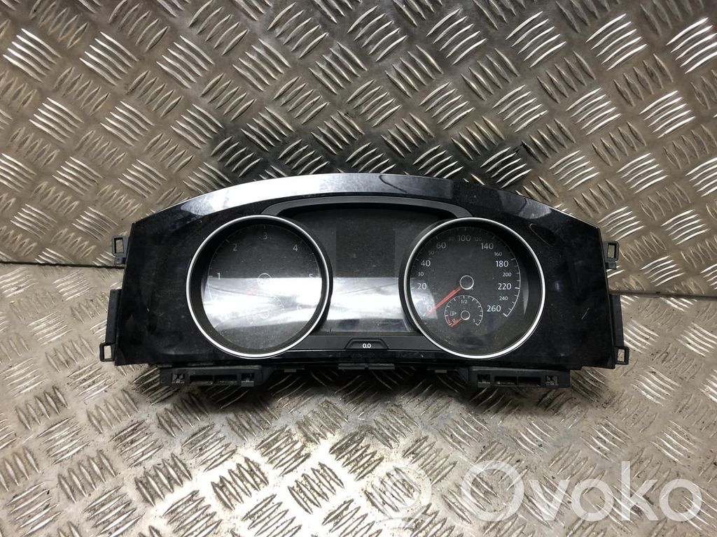 Volkswagen Golf VII Tachimetro (quadro strumenti) 