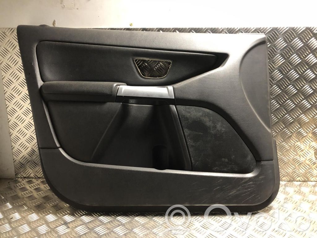 Volvo XC90 Front door card panel trim 