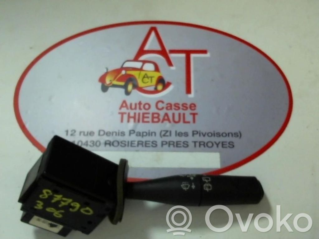 Peugeot 306 Pulsanti/interruttori sul volante