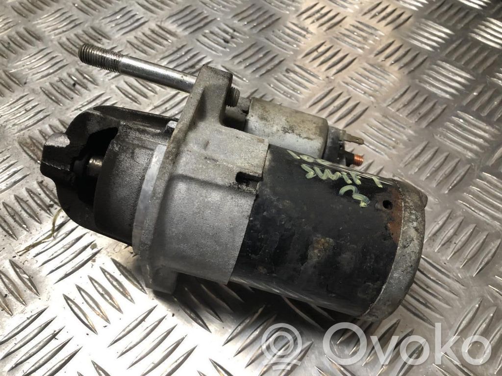 Suzuki Swift I Starteris 