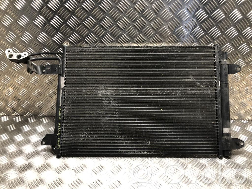 Volkswagen Golf V Radiateur condenseur de climatisation 