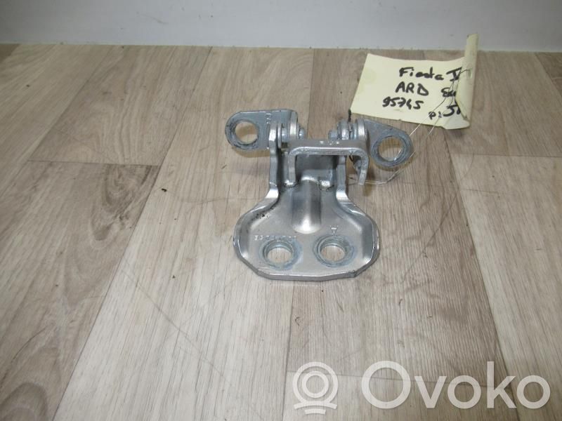 Ford Fiesta Front door hinge set 