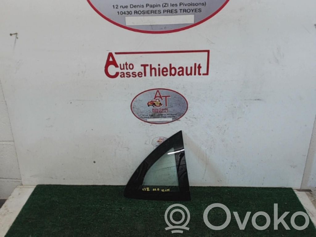 Citroen C3 Rear side window 