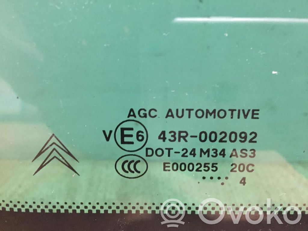 Citroen C5 Rear side window 