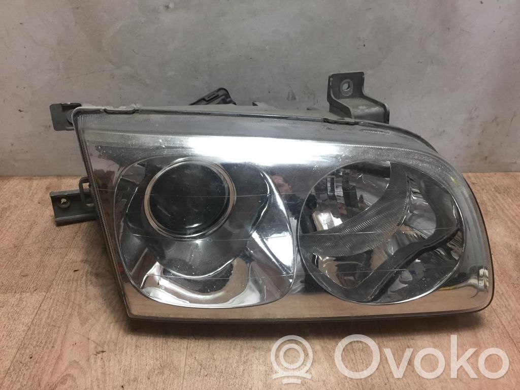 Hyundai Trajet Geam far 