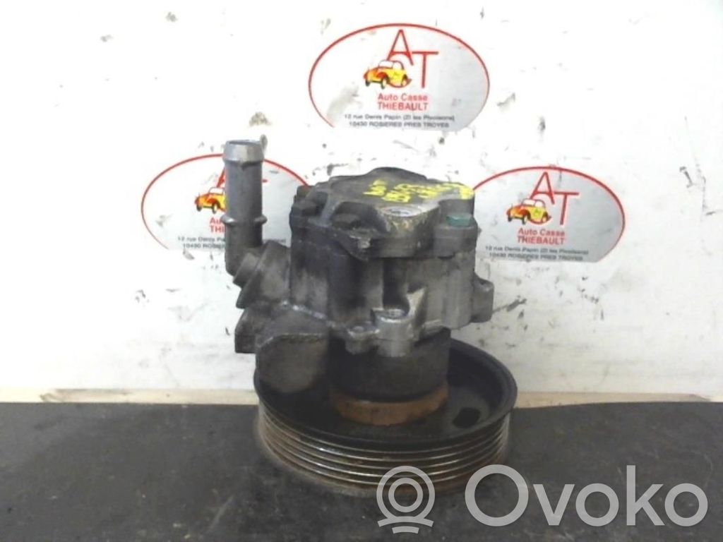 Ohjaustehostimen pumppu   8N0145154A,8N0145154A