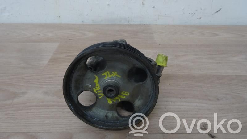 Suzuki Grand Vitara I Ohjaustehostimen pumppu 