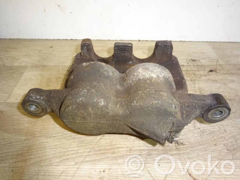 Caliper de freno delantero
