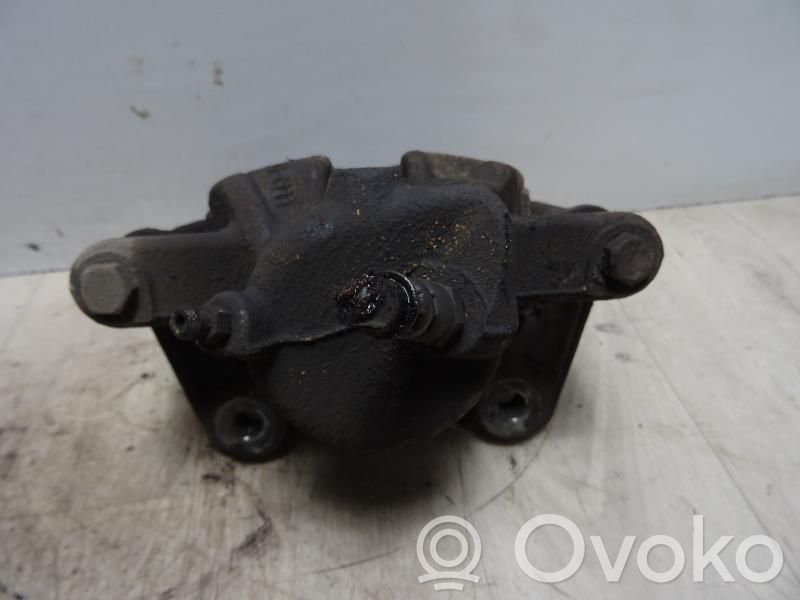 Front brake caliper   7701208332,7701208332