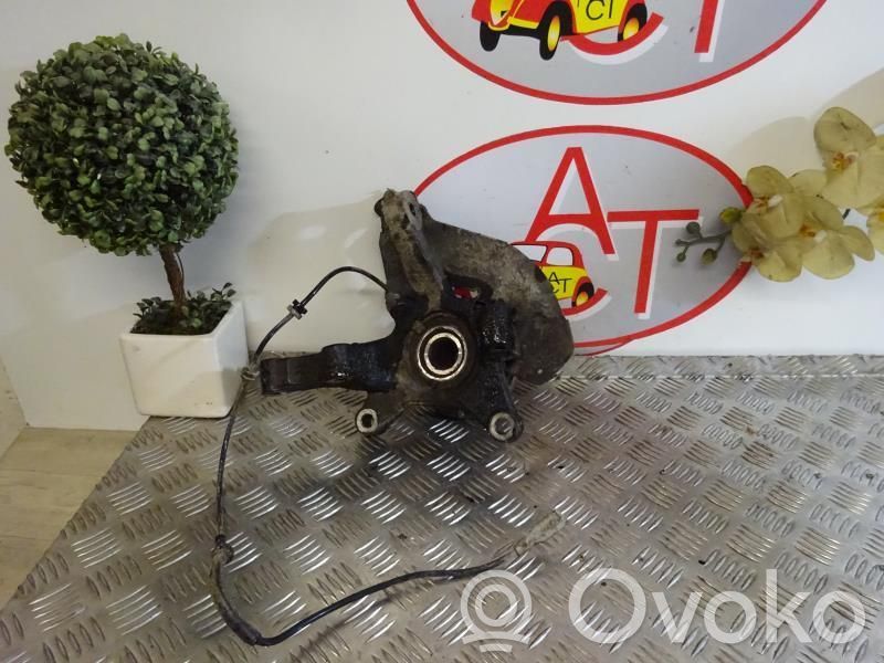 Peugeot Expert Передний поворотный кулак (ступица, цапфа) 