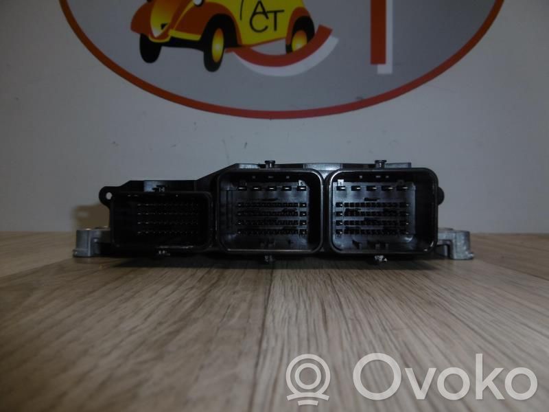 Peugeot 2008 I Engine control unit/module 