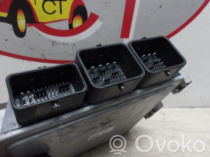 Peugeot 308 Engine control unit/module 