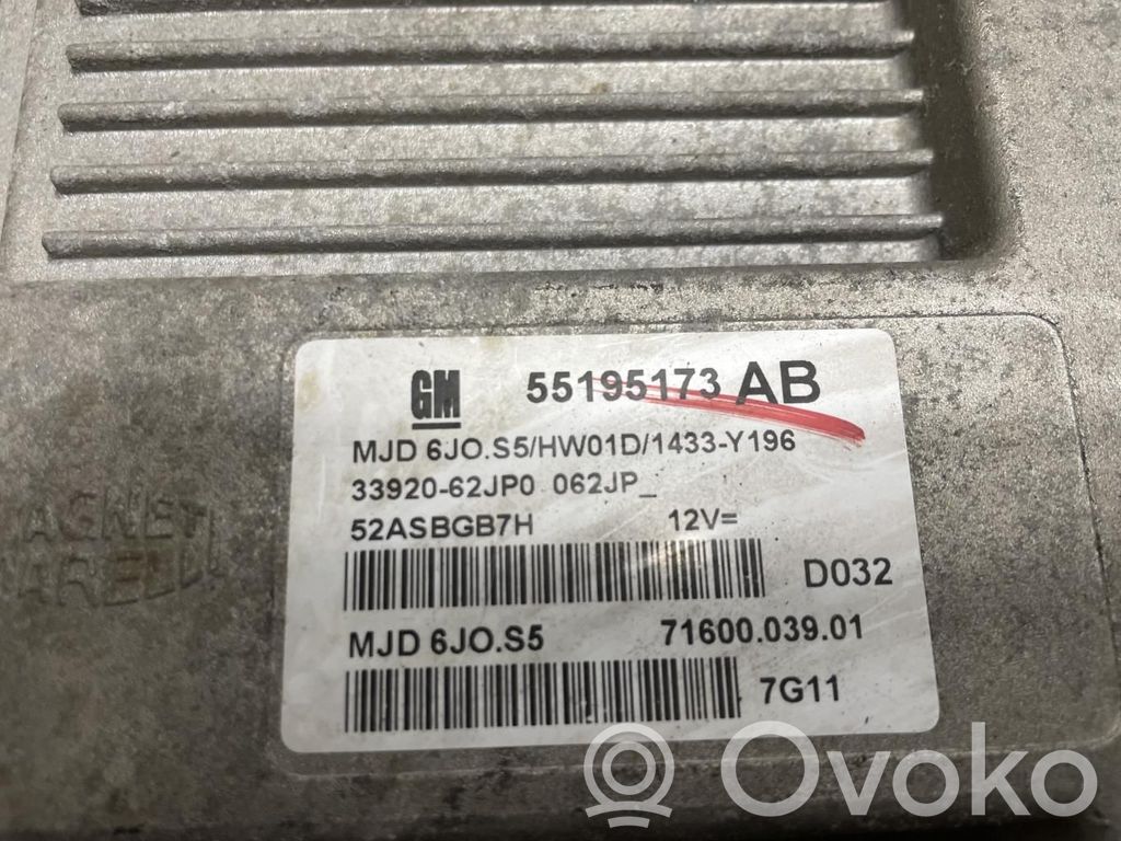 Suzuki Swift I Engine control unit/module 
