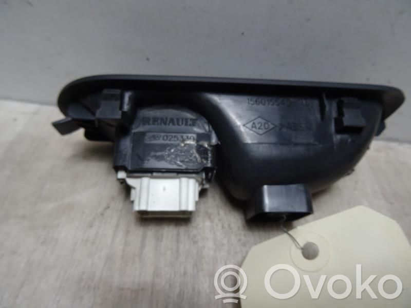 Comutator comandă geamuri electrice   8200315029,8200315029