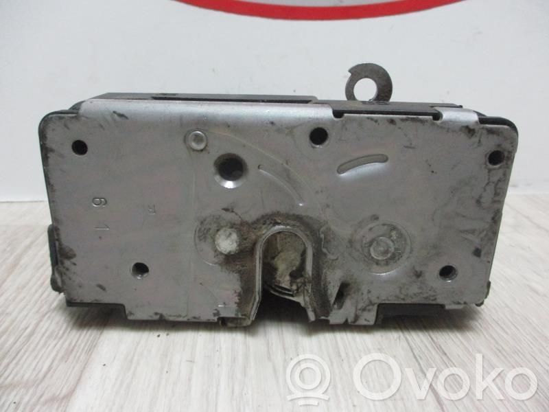 Opel Corsa D Front door lock 