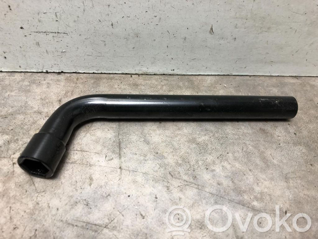 Renault Clio III Tool set 