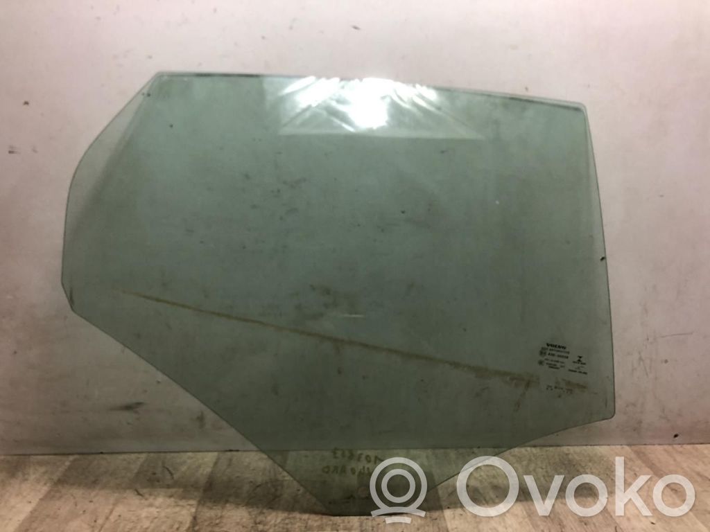 Volvo V40 Vetro del finestrino della portiera posteriore