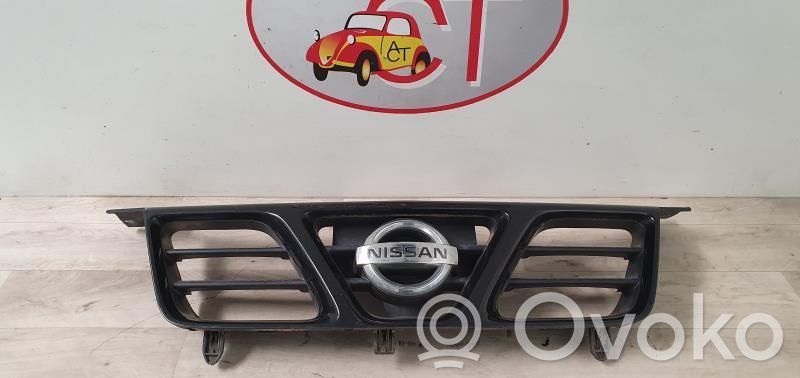 Nissan X-Trail T30 Grilă față 