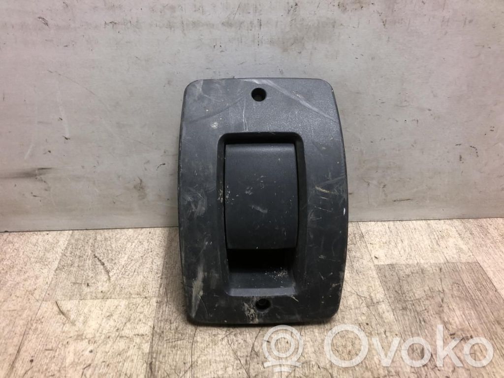 Otros repuestos del interior   1685333980,1685333980