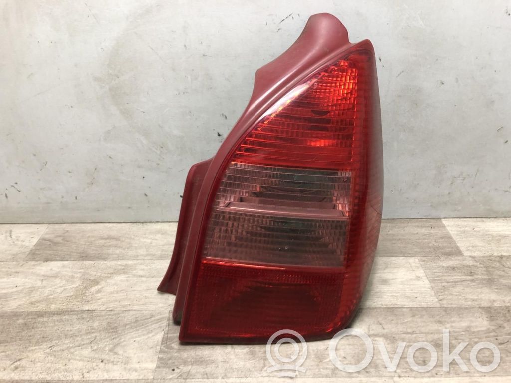 Citroen C2 Aizmugurējais lukturis virsbūvē 