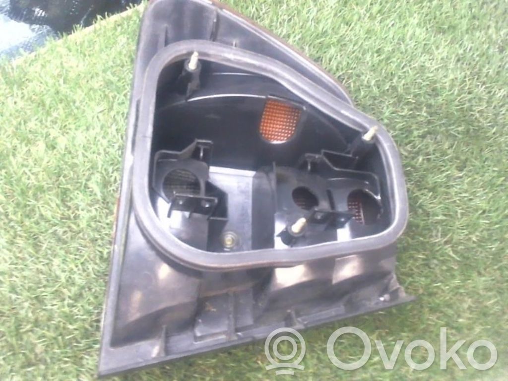 Volkswagen Polo III 6N 6N2 6NF Lampa tylna 
