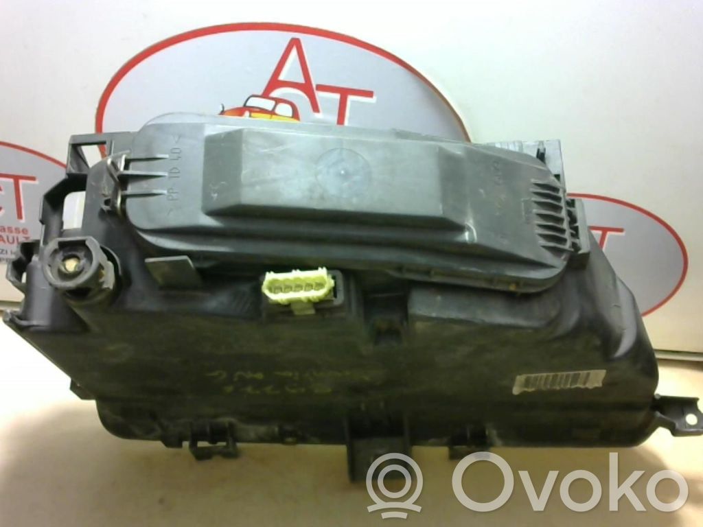 Citroen Xantia Scheinwerferglas 