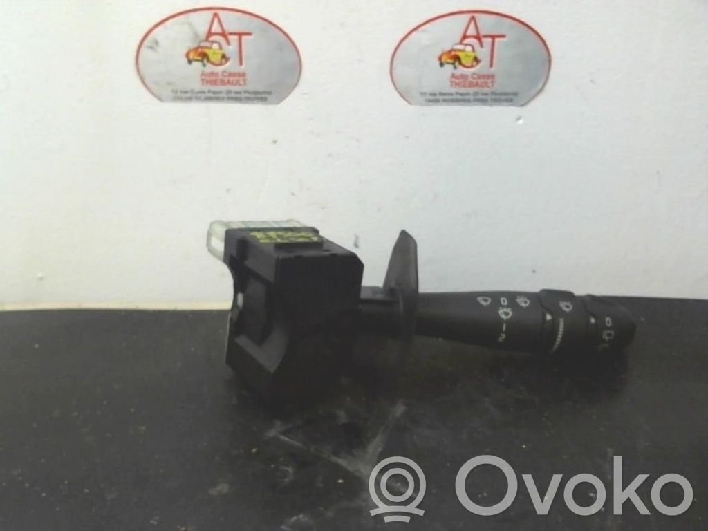 Renault Clio II Boutons / interrupteurs volant 