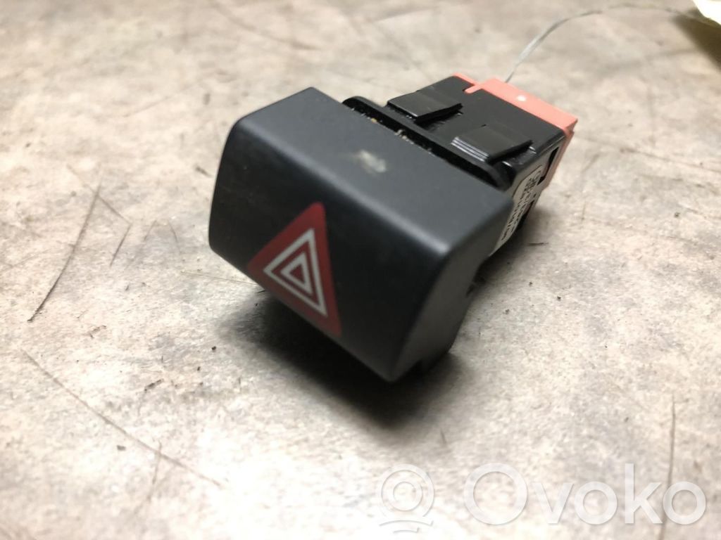 Botón interruptor de luz de peligro   96781018ZD,96781018ZD