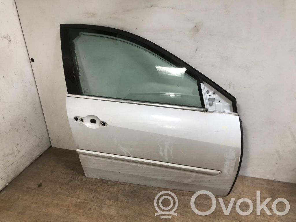 Puerta delantera   801000025R,801000025R