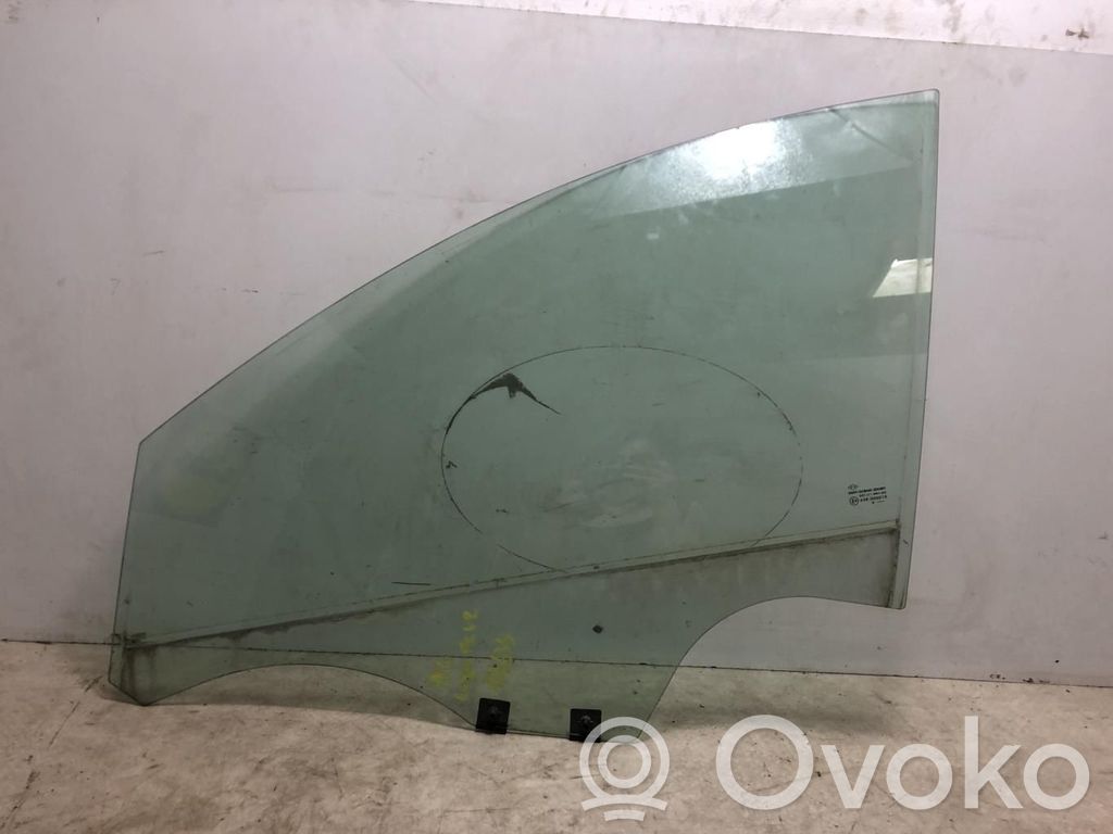 Szyba drzwi przednich   803011748R,803011748R
