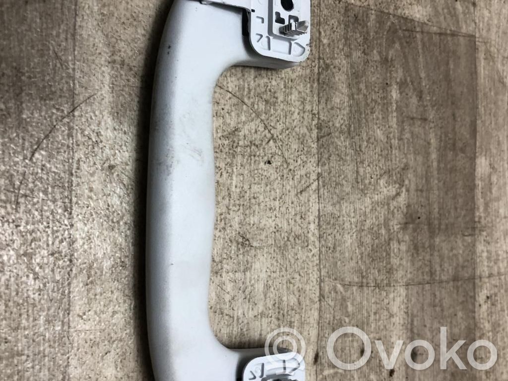 Opel Corsa E A set of handles for the ceiling 