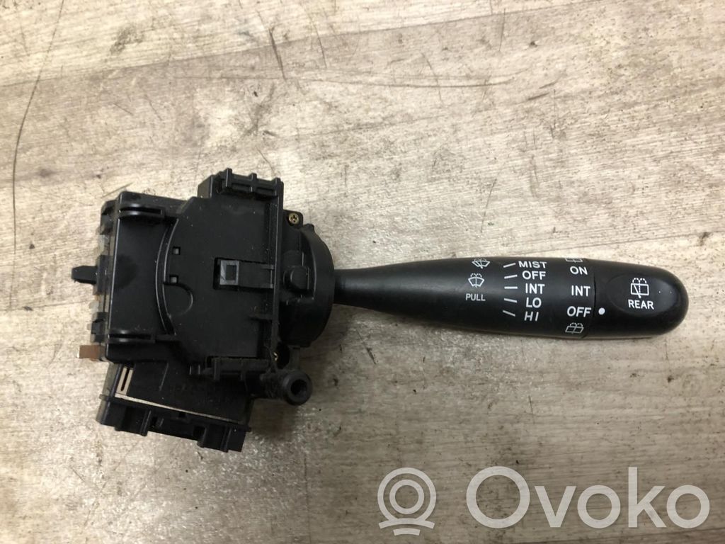 Toyota RAV 4 (XA20) Boutons / interrupteurs volant