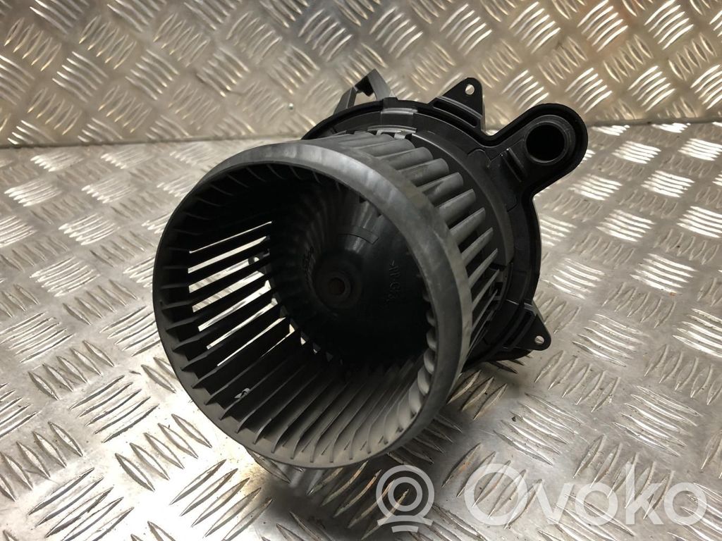Renault Clio IV Ventola riscaldamento/ventilatore abitacolo