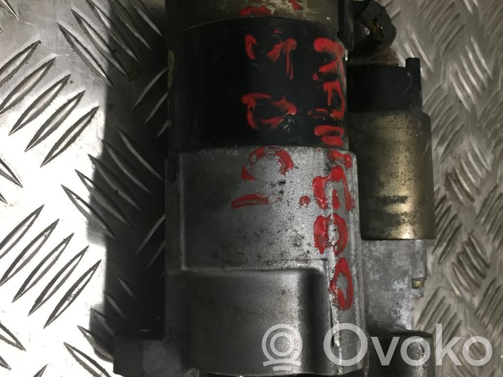 Motor de arranque   8200584685,8200584685
