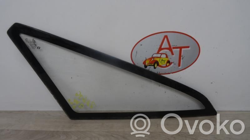 Vidrio lateral trasero