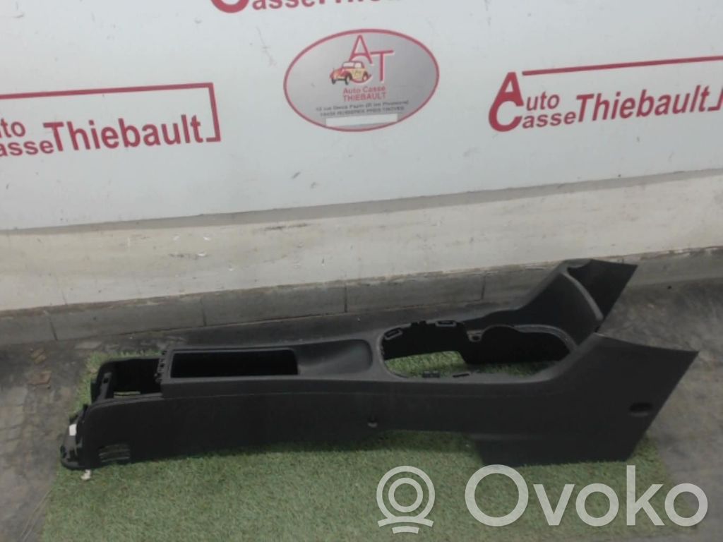 Opel Corsa D Consola central 