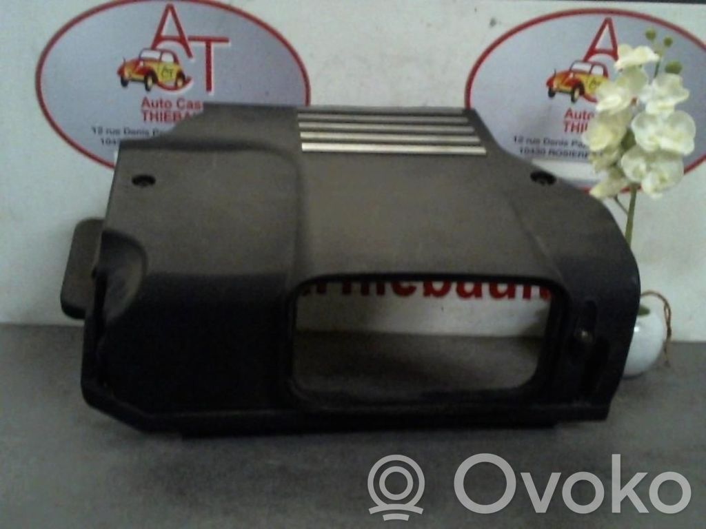Couvercle cache moteur   51718218384,51718218384