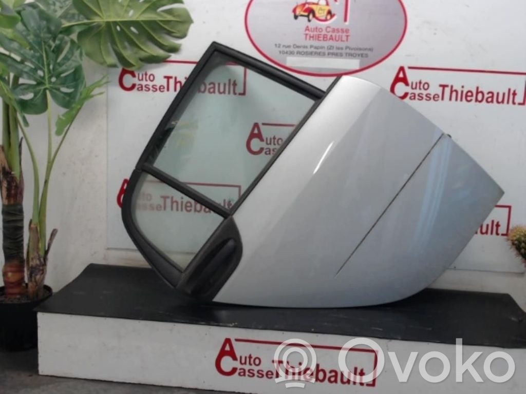 Smart ForFour I Galinės durys 