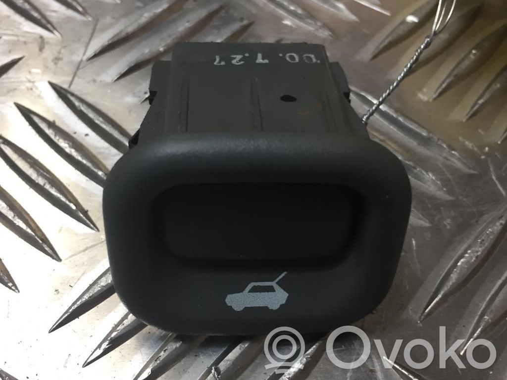 Honda CR-V Tailgate trunk handle 