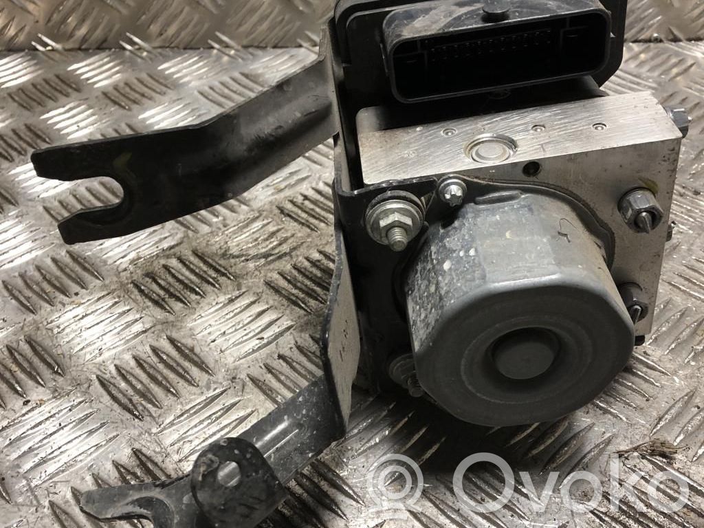 Dacia Duster ABS bloks 